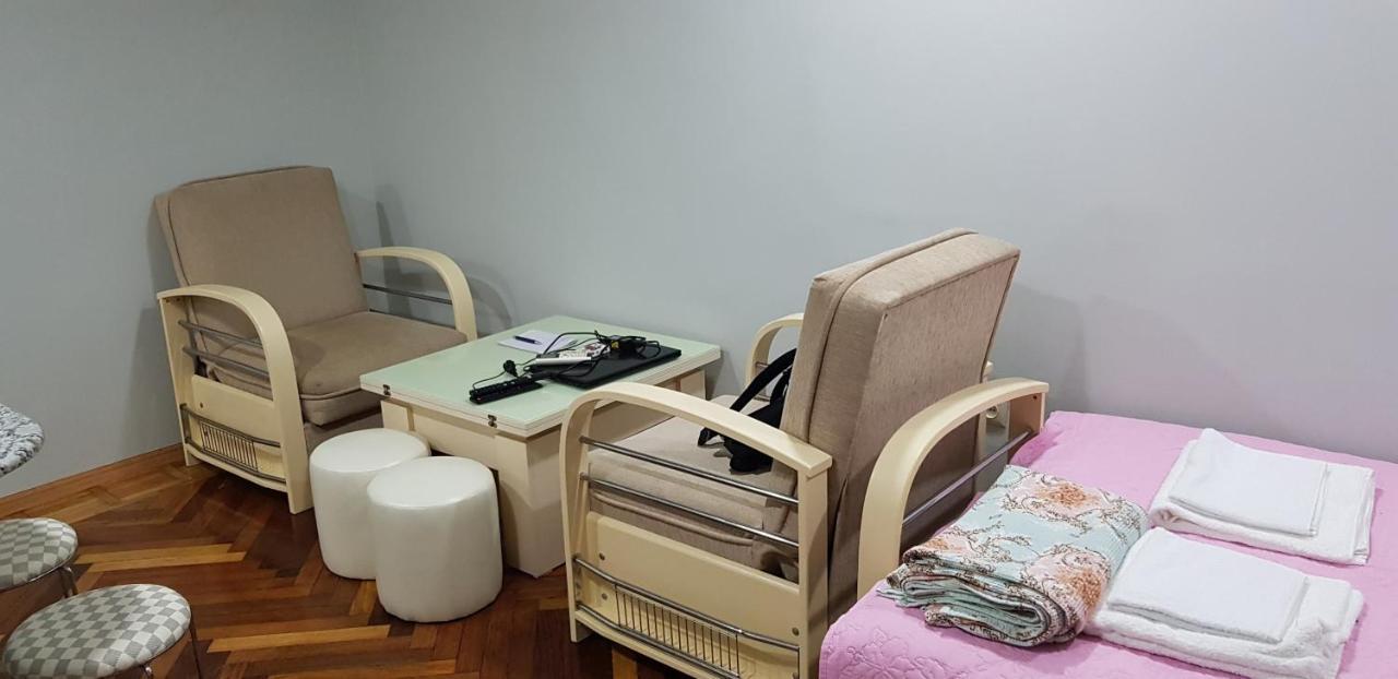Apartament Shushana 巴统 外观 照片